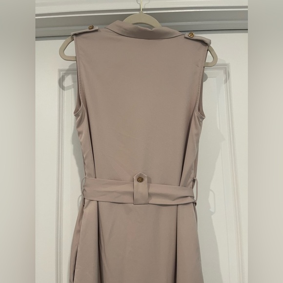 Tan Long Vest - Picture 3 of 7